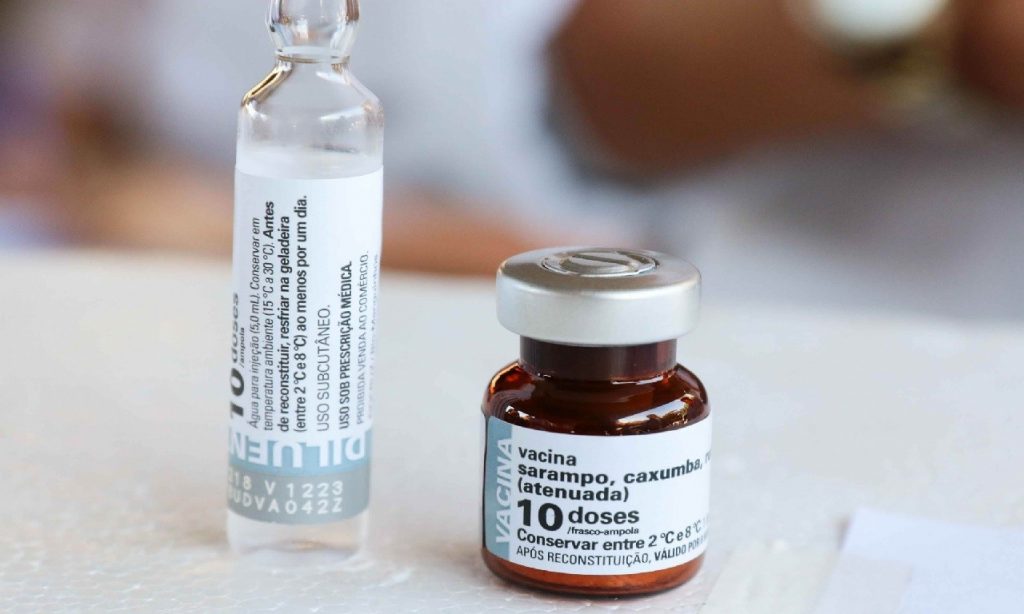 Imagem Ilustrando a Notícia: Quarto caso de sarampo é registrado no Estado; doses da vacina acabam em Goiânia