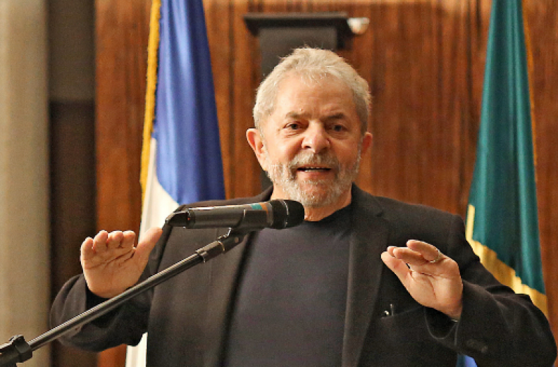 Imagem Ilustrando a Notícia: Juiz Sérgio Moro aceita quarta denúncia contra Lula na Operação Lava Jato