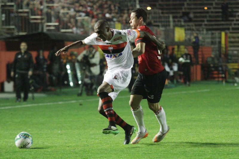 Imagem Ilustrando a Notícia: Atlético e Goiás vencem na segunda rodada da Série B