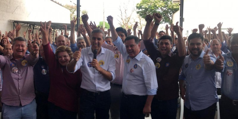 Imagem Ilustrando a Notícia: Zé Eliton se reúne com prefeitos e pede garra na campanha