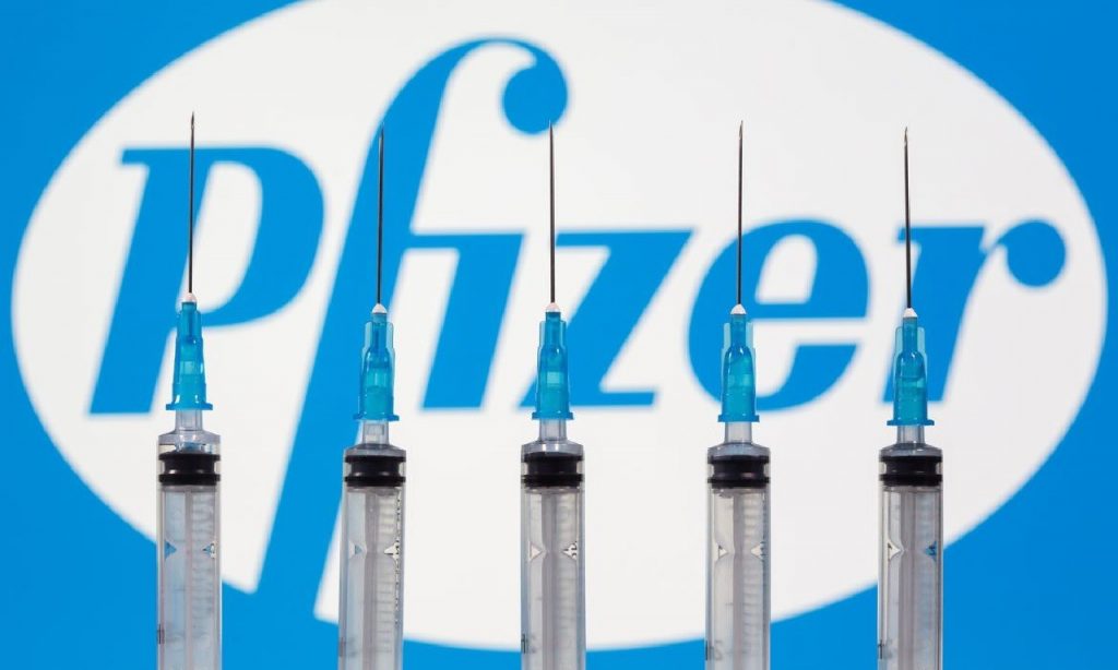 Imagem Ilustrando a Notícia: Covid-19: Anvisa certifica Pfizer, uma das produtoras de vacina