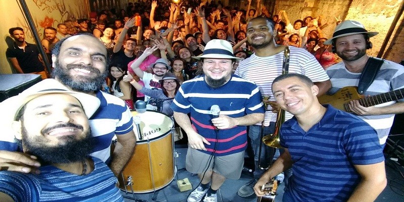 Imagem Ilustrando a Notícia: Heróis de Botequim apresenta rodada de samba de raiz e enredo