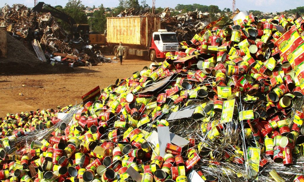 Imagem Ilustrando a Notícia: Indústria de Reciclagem carece de esforços, em Goiás