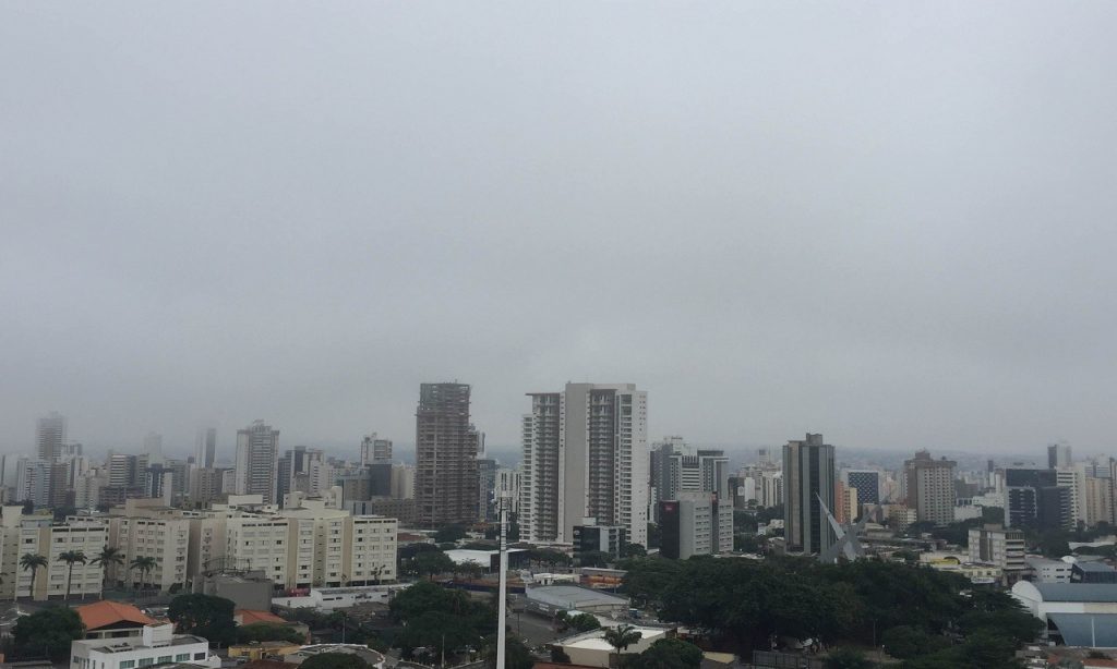 Imagem Ilustrando a Notícia: Chuvas em Goiânia só depois do dia 11, máximas se mantêm acima dos 38º, prevê Clima Tempo