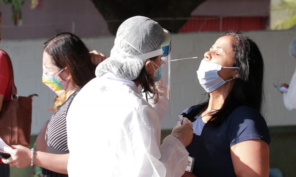 Imagem Ilustrando a Notícia: Goiânia começa a realizar testes rápidos para Covid-19 em profissionais da saúde