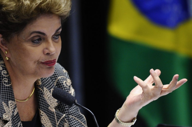 Imagem Ilustrando a Notícia: Com impeachment, Dilma diz que sofreu segundo golpe de Estado na vida