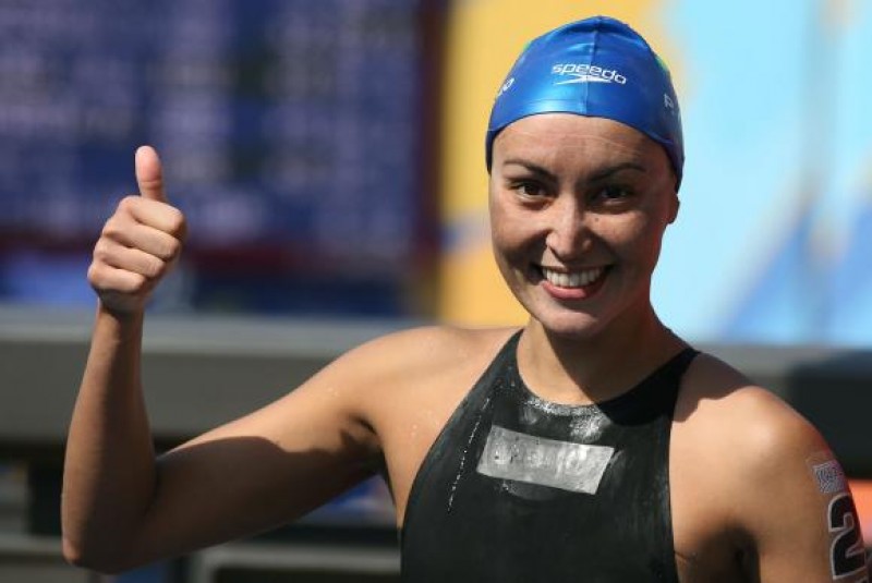 Imagem Ilustrando a Notícia: No mar, Poliana ganha 1ª medalha do Brasil na natação feminina em Olimpíada