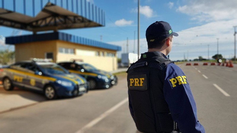 Imagem Ilustrando a Notícia: PRF lança portal que ajuda na recuperação de veículos roubados em raio de 100 km