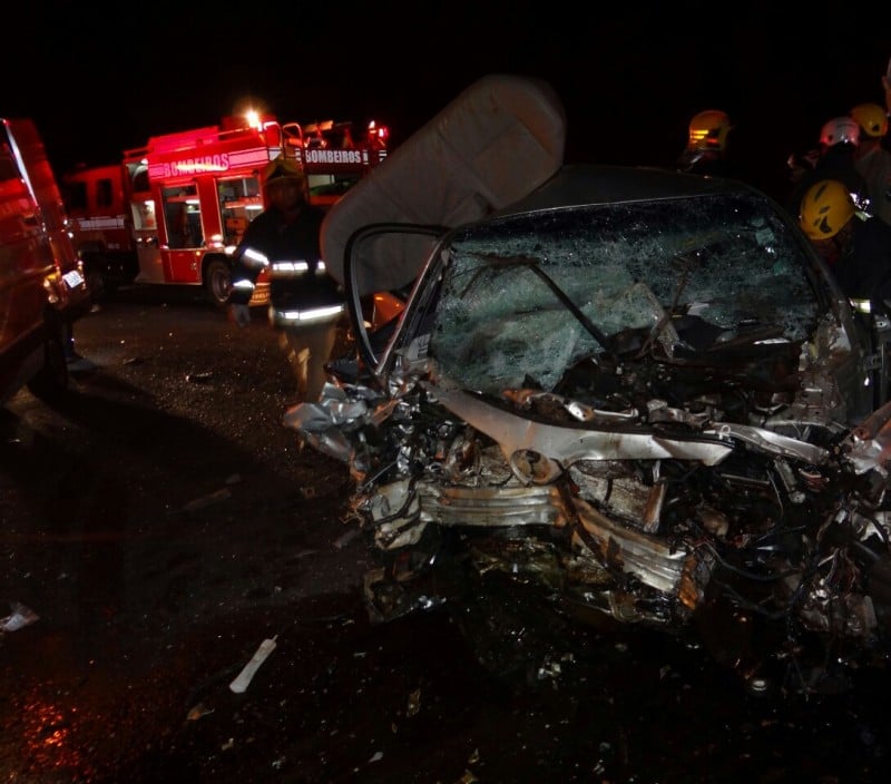Imagem Ilustrando a Notícia: Grave acidente na GO-210, entre Rio Verde e Santa Helena, mata 5 pessoas