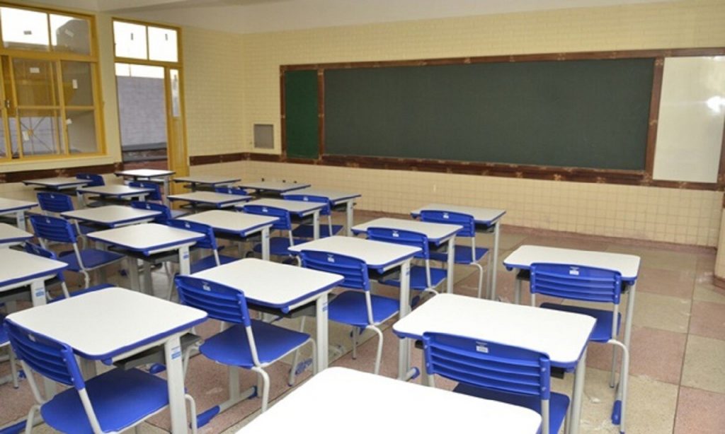 Imagem Ilustrando a Notícia: Comitê estadual autoriza aulas presenciais nas escolas em Goiás