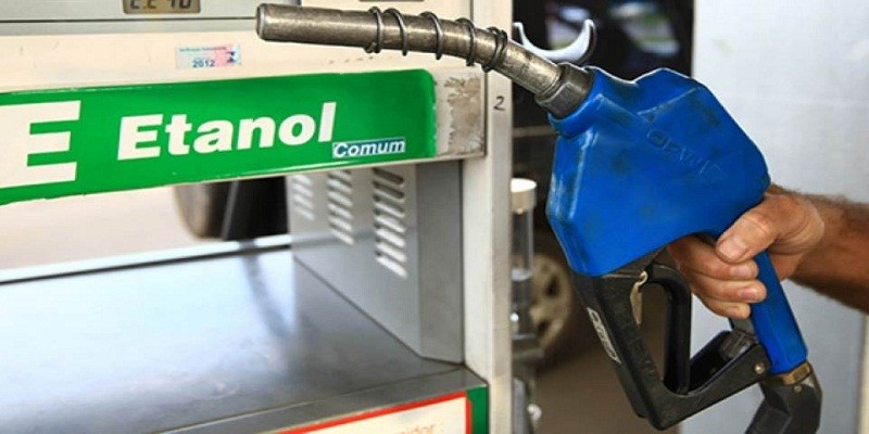 Imagem Ilustrando a Notícia: Senado aprova projeto que autoriza venda direta de etanol a posto