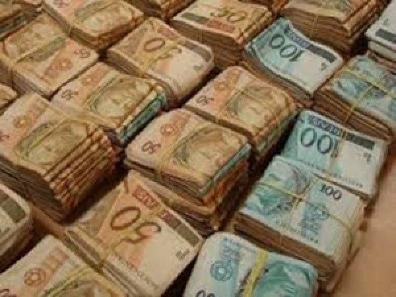 Imagem Ilustrando a Notícia: Polícia Civil desarticula quadrilha especialista em roubo a bancos na Capital