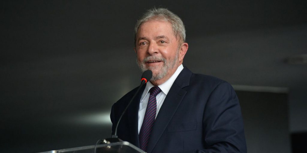 Imagem Ilustrando a Notícia: Lula fica em silêncio em depoimento à Polícia Federal