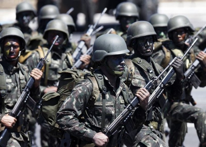 Imagem Ilustrando a Notícia: Decisão de autorizar Forças Armadas em presídios é uma ousadia, diz Temer