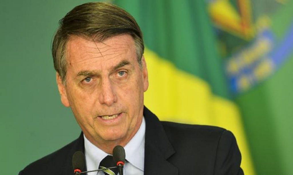 Imagem Ilustrando a Notícia: “A floresta não está pegando fogo como o pessoal está dizendo”, diz Bolsonaro