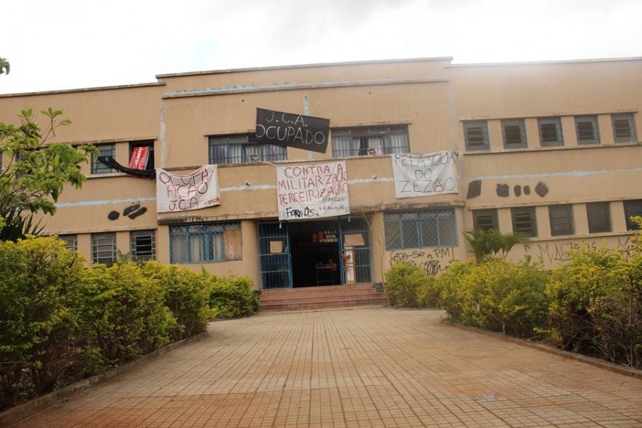 Imagem Ilustrando a Notícia: Duas escolas são desocupadas em Anápolis