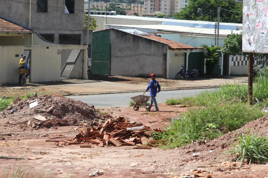 Imagem Ilustrando a Notícia: Como acabar com o entulho em Goiânia