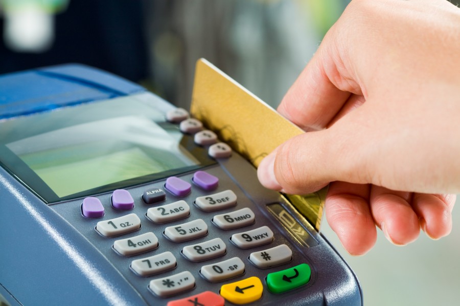 Imagem Ilustrando a Notícia: Juros de cartão de crédito chegam a 439,5% ao ano