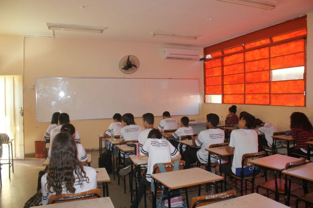 Imagem Ilustrando a Notícia: “Goiás vai perder quase 50 milhões de recursos para a educação”, diz deputado sobre corte de orçamentos em 2021