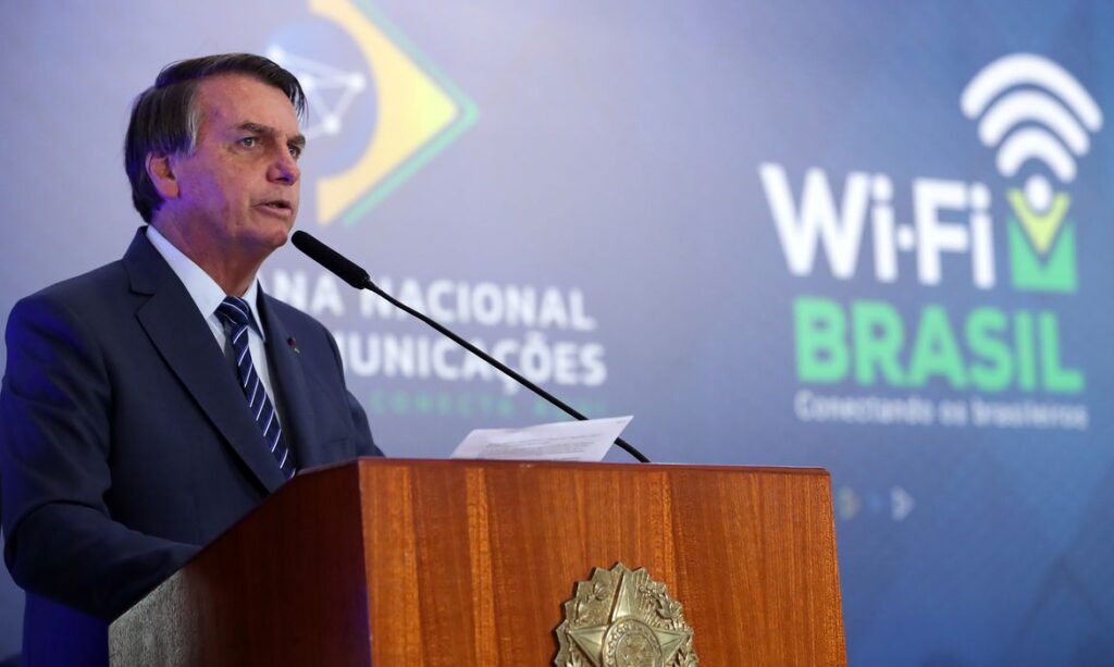 Imagem Ilustrando a Notícia: Bolsonaro chama de ‘canalha’ quem é contra o tratamento precoce para a covid-19