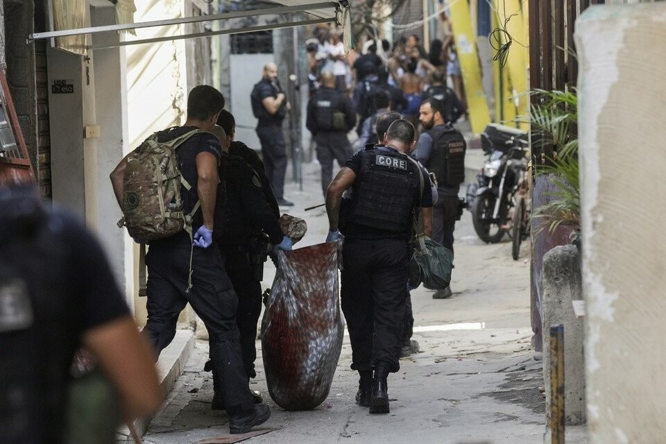 Imagem Ilustrando a Notícia: Número de mortos na favela do Jacarezinho sobe para 28