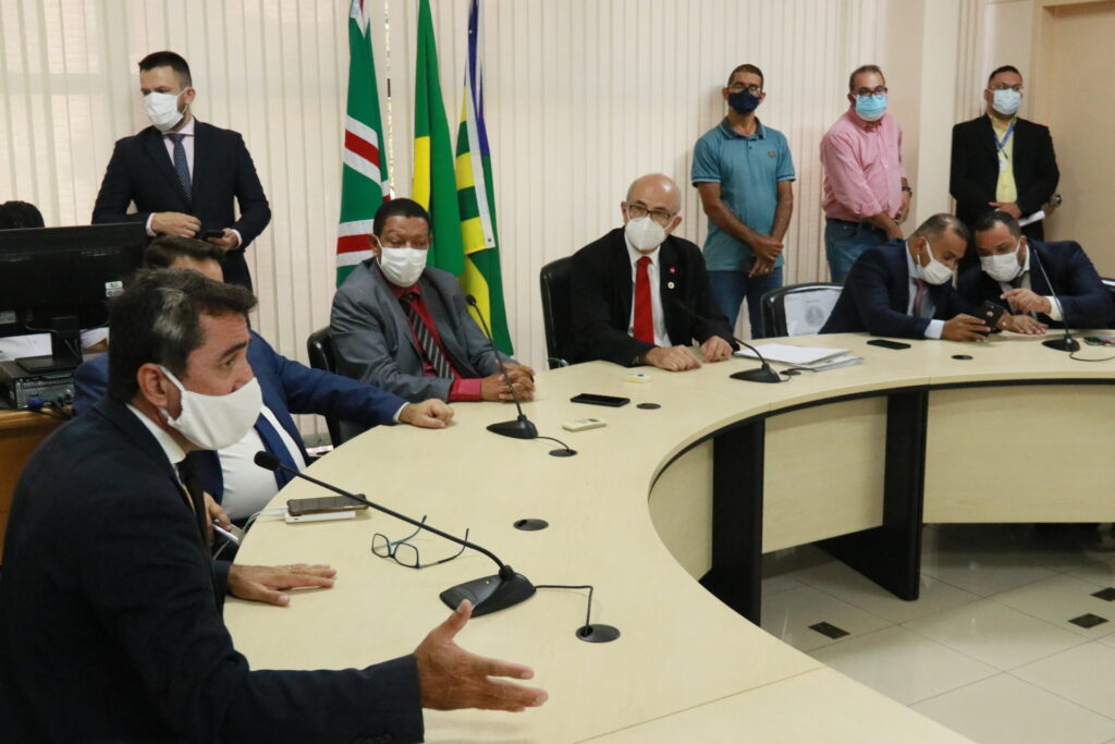 Imagem Ilustrando a Notícia: Câmara Municipal de Goiânia abre CEI para investigar a qualidade dos serviços da Enel