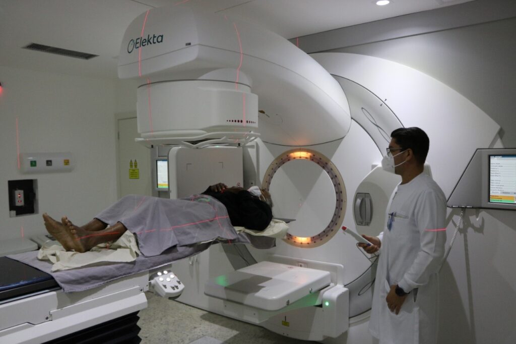 Imagem Ilustrando a Notícia: Novo aparelho para tratamento de câncer do Araújo Jorge