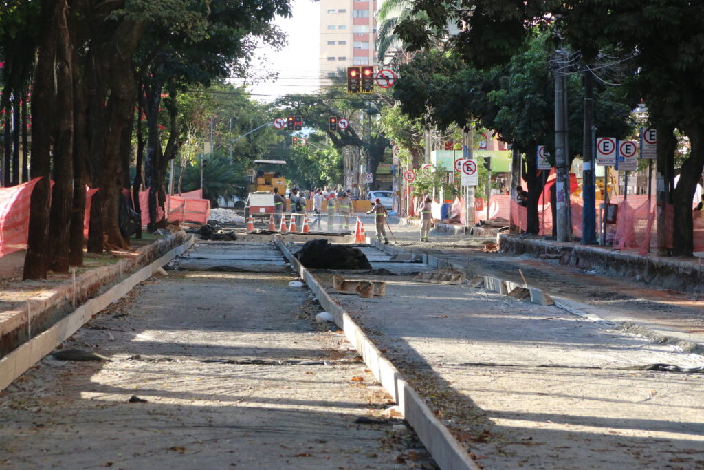 Imagem Ilustrando a Notícia: Obras do trecho 2 do BRT estão 83% concluídas