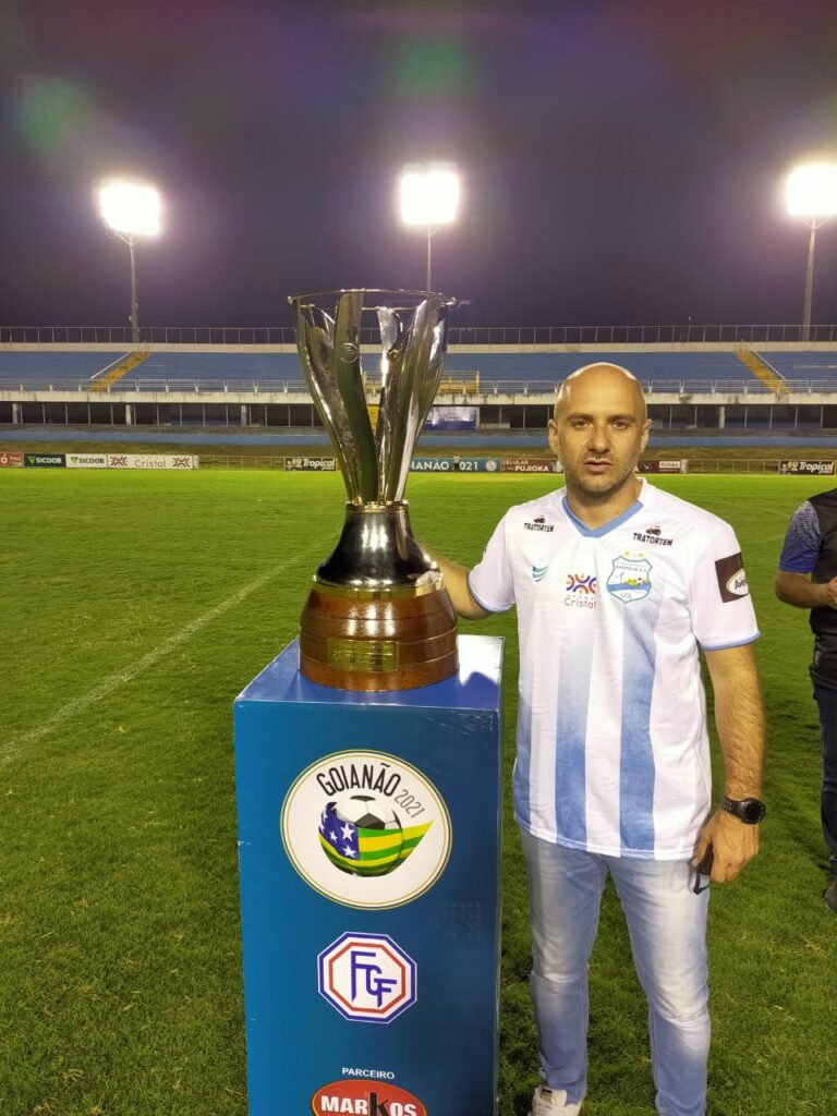 Imagem Ilustrando a Notícia: Pedro Correia enaltece título inédito de Grêmio Anápolis: “Um projeto de muito valor”