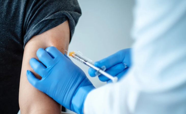 Imagem Ilustrando a Notícia: Importância da imunização: pandemia reforça necessidade de estudos para novas vacinas