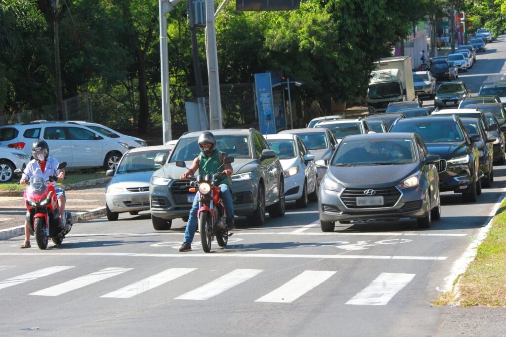 Imagem Ilustrando a Notícia: Para reduzir conflitos no trânsito, Goiânia deve implementar 125 faixas exclusivas para motos