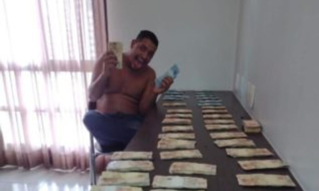 Imagem Ilustrando a Notícia: Após prisão da colega, polícia prende suspeito de praticar estelionatos em Águas Lindas