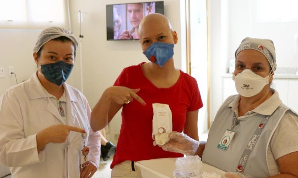Imagem Ilustrando a Notícia: Quimioterapia oral: deputada relata pela aprovação de PL que amplia cobertura dos planos de saúde