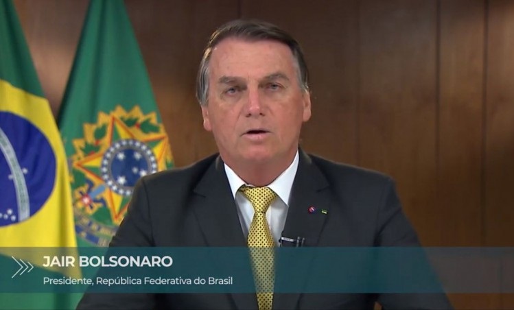 Imagem Ilustrando a Notícia: Em meio a protestos e CPI, Bolsonaro faz pronunciamento nacional nesta quarta (2)