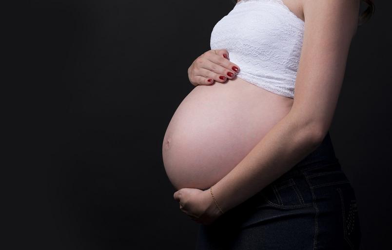 Imagem Ilustrando a Notícia: Goiás tem 52 óbitos por Covid-19 de grávidas e puérperas