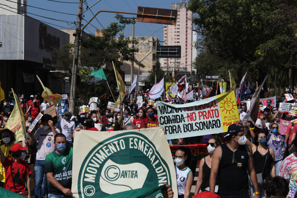 Imagem Ilustrando a Notícia: Campanha Fora Bolsonaro convoca nova manifestação em julho