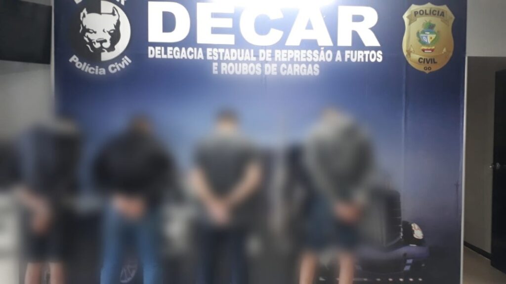 Imagem Ilustrando a Notícia: Suspeitos de roubarem agrotóxicos são presos em Goiás e têm R$ 4 milhões bloqueados