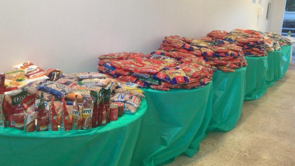 Imagem Ilustrando a Notícia: Campanha realizada pelo Mutirama doará 6 toneladas de alimentos para Prefeitura de Goiânia