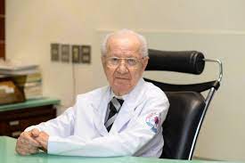 Imagem Ilustrando a Notícia: Morre o médico Anis Rassi aos 91 anos