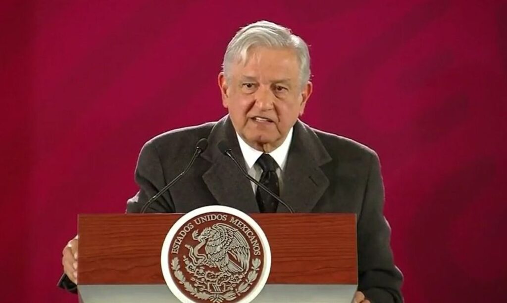 Imagem Ilustrando a Notícia: Mexicanos votam em eleições que definirão agenda de López Obrador