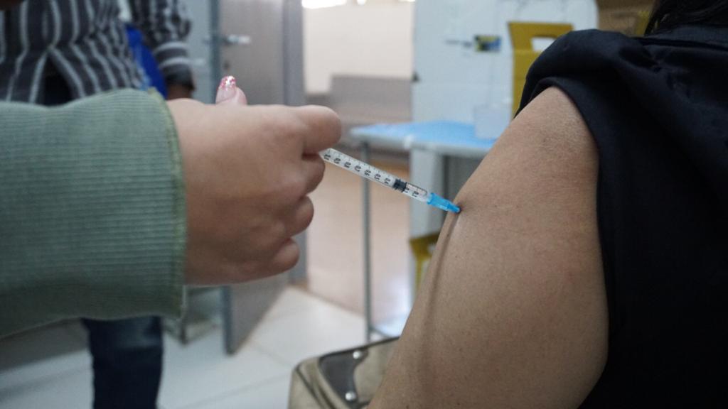 Imagem Ilustrando a Notícia: Goiânia passa a marca de 655 mil doses de vacina aplicadas contra Covid-19