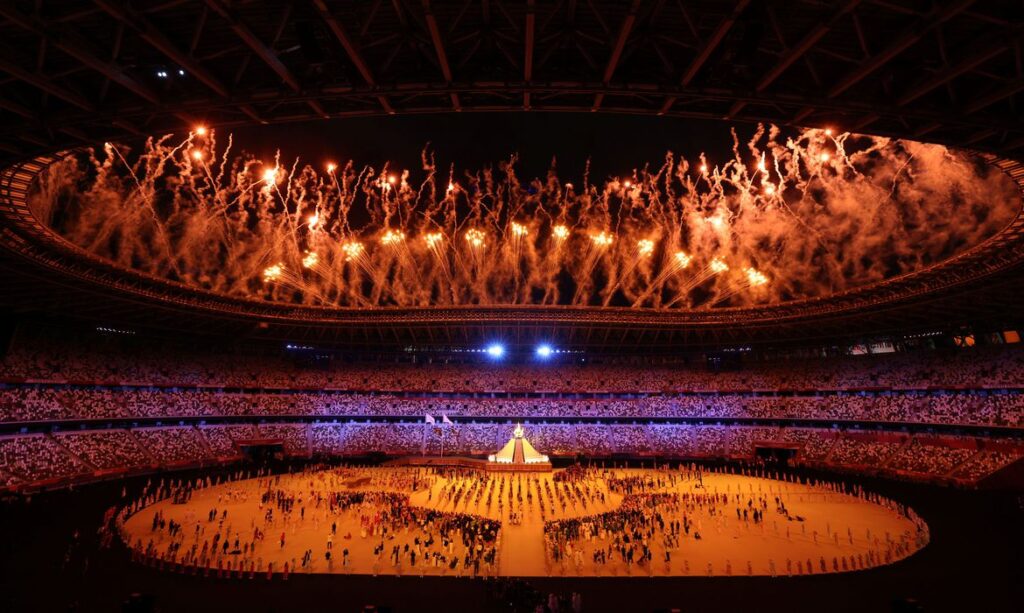 Imagem Ilustrando a Notícia: Após um ano de adiamento, Jogos Olímpicos de Tóquio são abertos