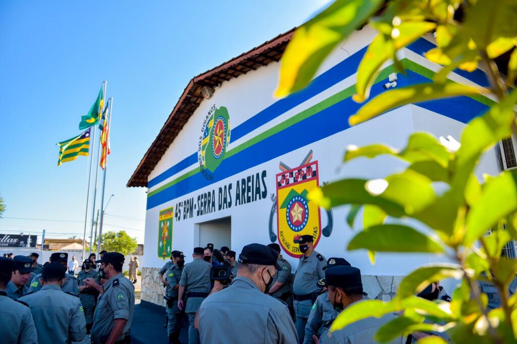 Imagem Ilustrando a Notícia: Aparecida de Goiânia inaugura 45° Batalhão de Polícia Militar e recebe 36 viaturas