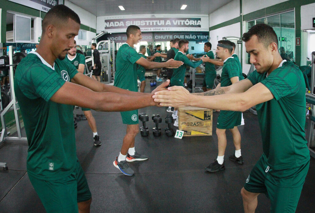 Imagem Ilustrando a Notícia: Goiás tem retorno de dois titulares para confronto diante do Remo