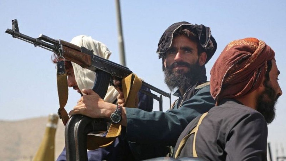 Imagem Ilustrando a Notícia: Ao menos três pessoas morrem após Talibã reprimir protestos no Afeganistão