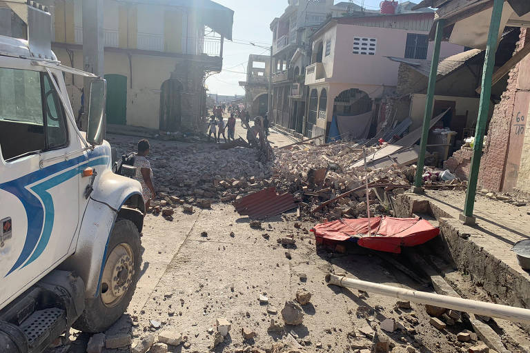Imagem Ilustrando a Notícia: Após terremoto, Haiti registra 724 óbitos