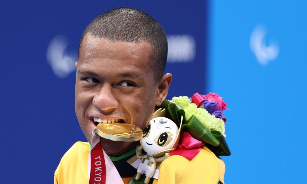 Imagem Ilustrando a Notícia: Brasil leva mais dois Ouros e um Bronze na natação em Tóquio