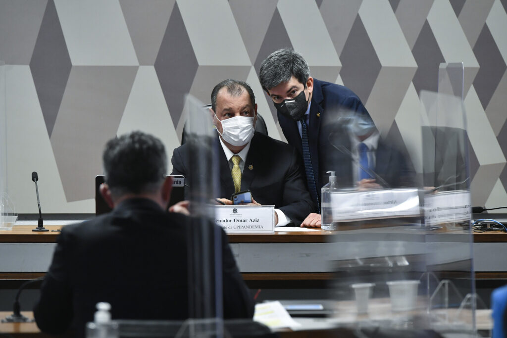 Imagem Ilustrando a Notícia: Ministério da Saúde impõe sigilo sob documentos de compra da Covaxin, investigados pela CPI