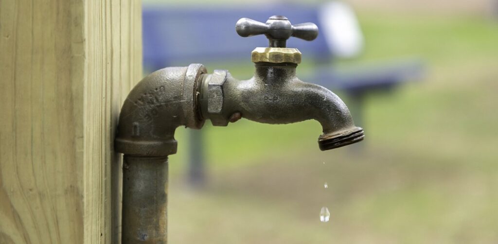 Imagem Ilustrando a Notícia: Goiânia consome quase um terço da água do Estado