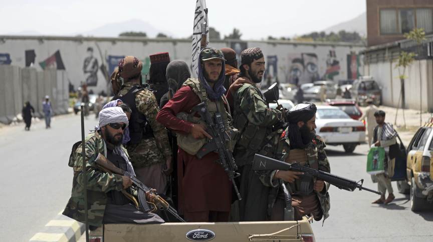 Imagem Ilustrando a Notícia: Talibãs recusam ajuda dos Estados Unidos no combate ao Estado Islâmico